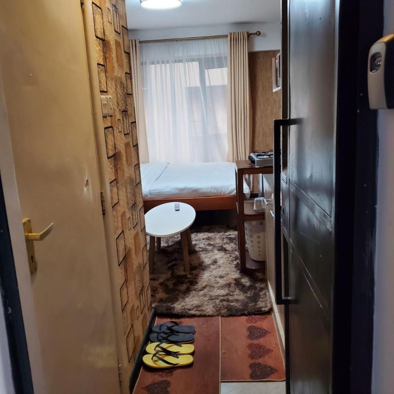 Apartamento Lovely & Cozy Compact Studio Near Airport With Rooftop View Nairobi Exterior foto