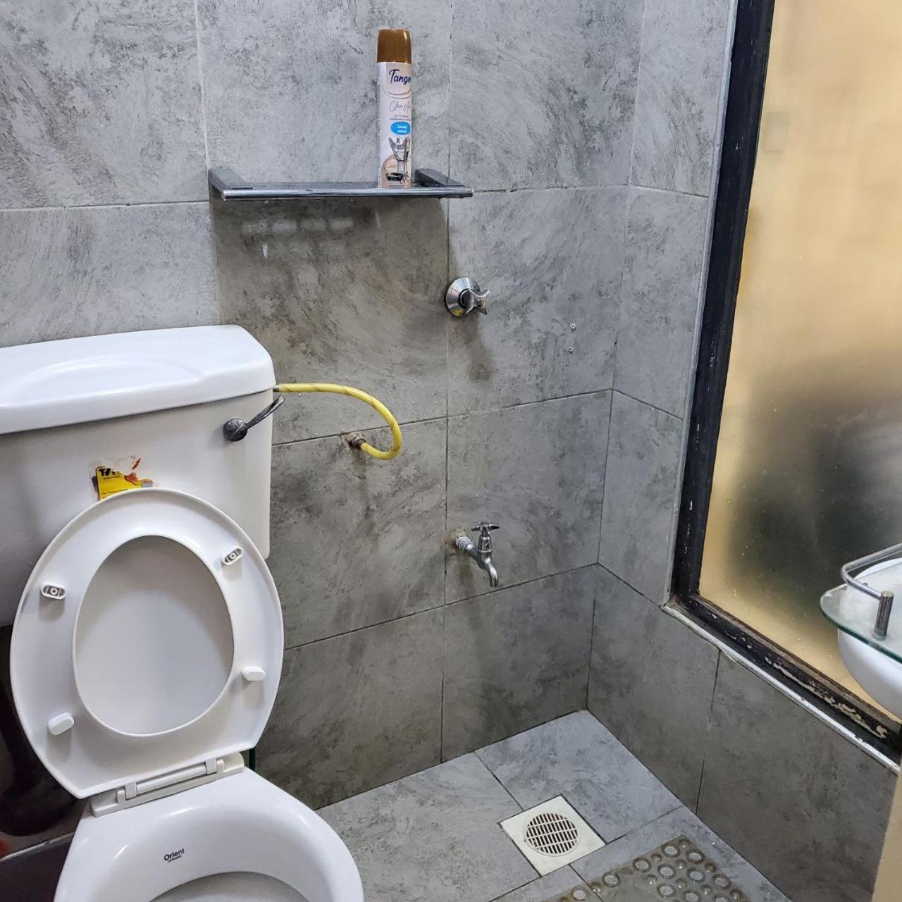 Apartamento Lovely & Cozy Compact Studio Near Airport With Rooftop View Nairobi Exterior foto